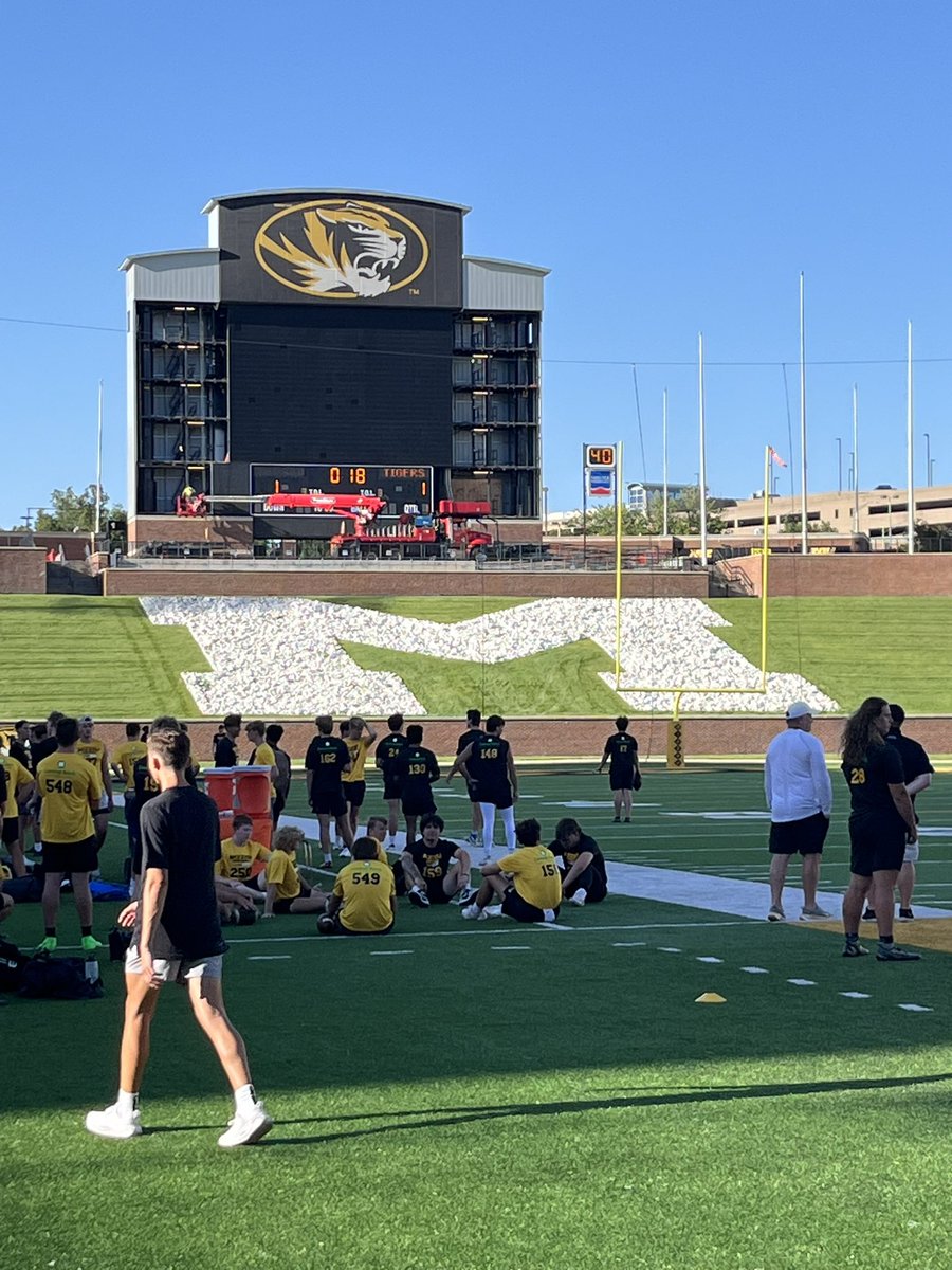 Thank you <a href="/CoachErikLink/">erik.link</a> for having me at the mizzou specialist camp. I made it to finals for the kickoff competition and had a great time competing