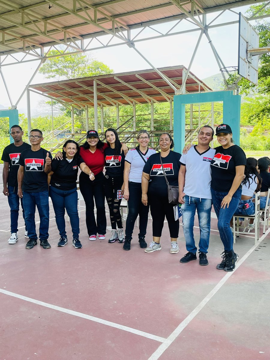 Fairuth Ortega (@ortega_fairuth) on Twitter photo Tuparamos activos junto a nuestro pueblo en el Municipio Guacara!@NicolasMaduro <a href="/dcabellor/">Diosdado Cabello R</a> <a href="/WBenavides_MRT/">Williams Benavides</a> <a href="/BloqCentroOccid/">BloqCentroOccidental_MRT</a> Tuparamos activos junto a nuestro pueblo en el Municipio Guacara!@NicolasMaduro <a href="/dcabellor/">Diosdado Cabello R</a> <a href="/WBenavides_MRT/">Williams Benavides</a> <a href="/BloqCentroOccid/">BloqCentroOccidental_MRT</a>