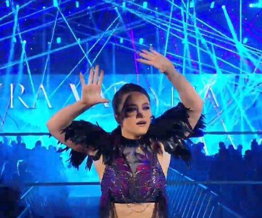 RhodesKotaEra's tweet image. Lyra Valkyria is so gorgeous fr

#WWERaw