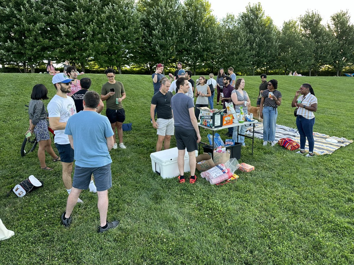 Edward Daniel tweet media