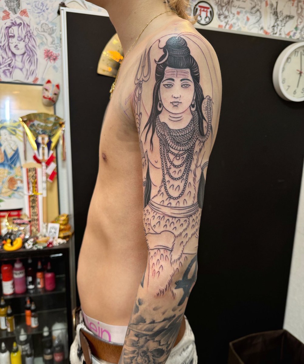 腕 シヴァ スタート by 正彩 6月11日本日も営業中。 和彫りからワン