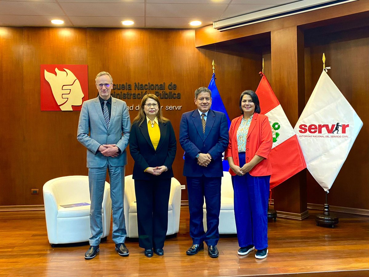 OITAndina's tweet photo. Nuevo curso virtual de Contratación Equitativa en Perú 🇵🇪

@SERVIR_PERU, mediante la ENAP, en colaboración con el @MTPE_Peru y la asistencia técnica de OIT, a través del #ProyectoLazos, lanzan curso para fortalecer la lucha contra la informalidad y el trabajo forzoso. https://t.co/XjDO0zppPx