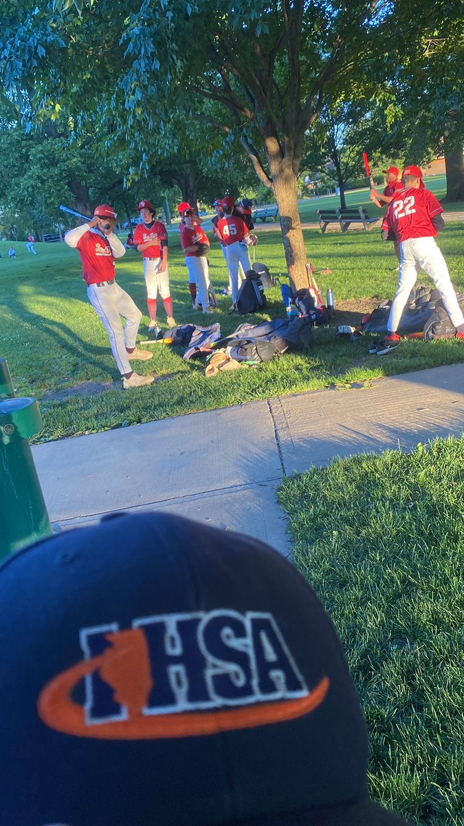 DeMariaFrancis's tweet photo. Umping Top Tier under the lights. This is the type of atmosphere at the park right now. Some superstars in the making. Grab your clipboards @BTolan72 @CEASEcyyoung @rickschifter  https://t.co/VtfUakB9mQ https://t.co/kNXkCzT2wM