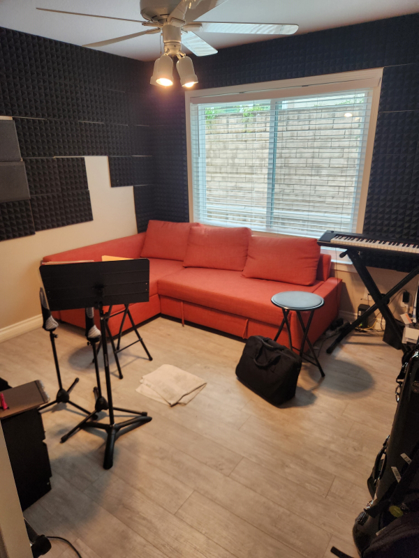 Room for Rent with Full Size Private Bathroom: 5 Bed , 3 Bath, House Room for Rent with Full Size Private Bathroom dlvr.it/T8605P