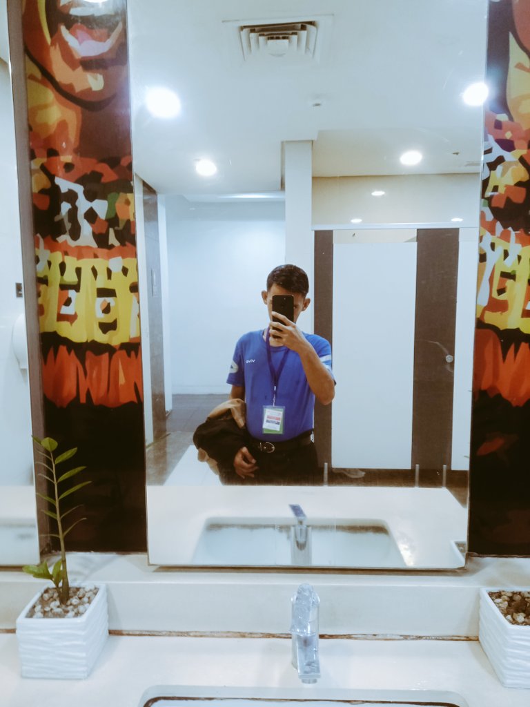 Apolaki93's tweet photo. Salamat lord Kay Wala Nimo gipa uwan krung buntaga 😍💙
#vivoPhil
#V30pro📲
#V30📲
#V30e📲
#vivophil💙 https://t.co/IcvSQoj1qX