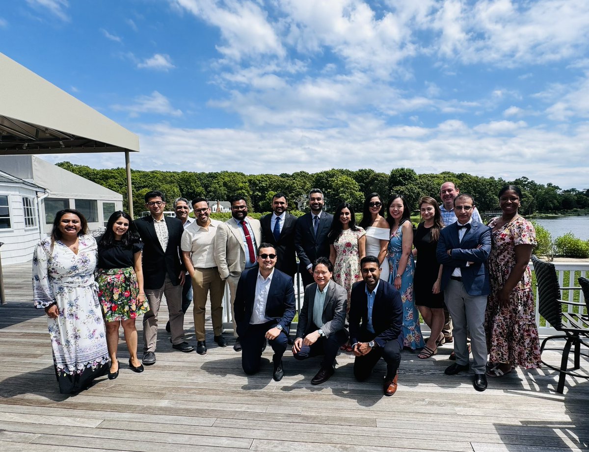 🎓GI Fellows Graduation! Congratulations to our amazing <a href="/StonyBrookGI/">Stony Brook GI Division</a> graduates! We will miss you 4! So proud!!!👏🏽 <a href="/ArujChoudhry/">Aruj Choudhry</a> <a href="/ArceliaGuerson/">Arcelia Guerson-Gil, MD</a> #SandyNg #AkhilPenmetcha