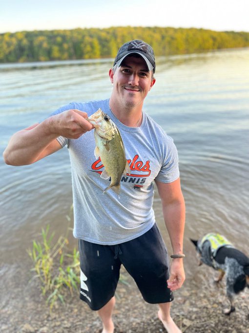 Not my usual style of pic lol, but I just really really love fishing 🎣💕 https://t.co/7wl2NCOP6x