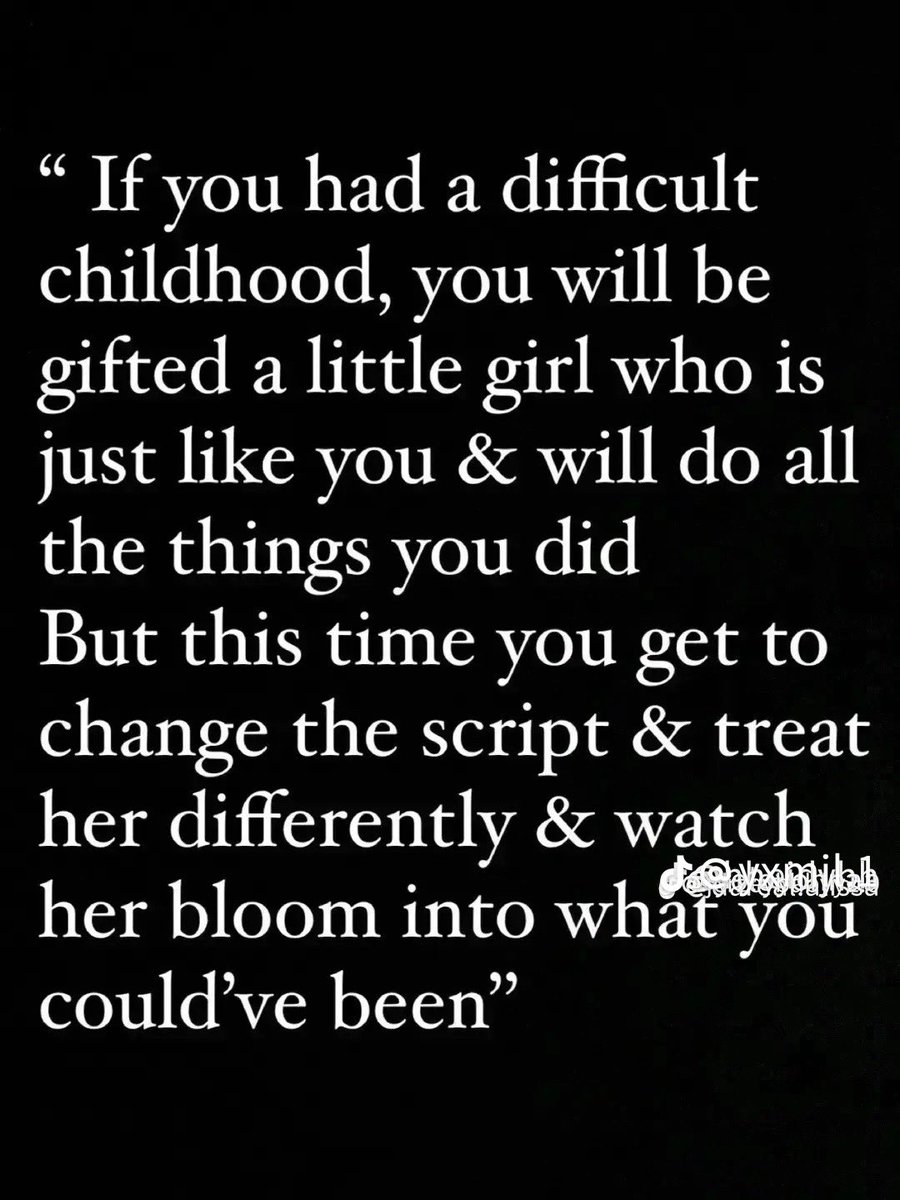 malissaali's tweet photo. The way I prayed my first child is a boy because I don’t want another daughter shouldering the world like I did 🥹 https://t.co/JZpeETIvkP