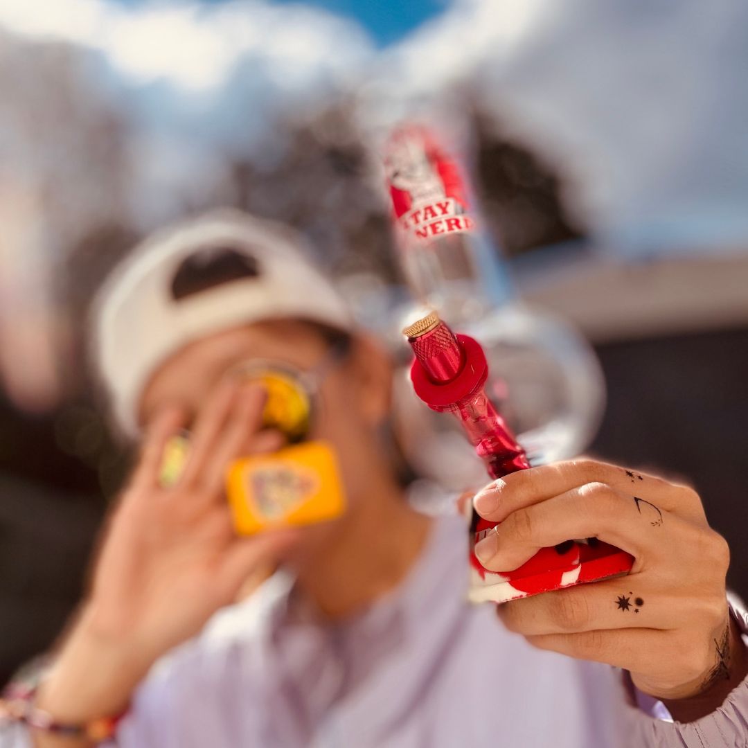 bongsmart's tweet photo. Embrace your inner nerd with our vibrant "STAY NERD" MWP red bongs! 🔴 Elevate your street-style game with these bold accessories. Sky's the limit when you're rocking these statement pieces.

#stay #nerd #mwp #streetart #sky #BoldAndBrave #bongsmart https://t.co/7H2yxgebRr