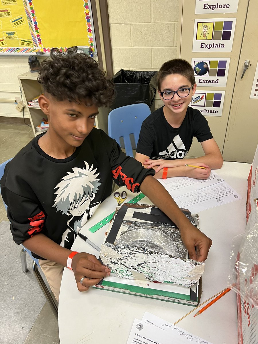 Making s’mores in our solar ovens this week in science class! Big thanks to Marco’s Pizza in Parma Heights on Pearl Road for donating pizza boxes! <a href="/PCSDShiloh/">PCSD Shiloh</a> <a href="/MrGriffenSMS/">Todd Griffen</a> <a href="/ParmaSchools/">Parma City School District</a> <a href="/MarcosPizza/">Marco's Pizza</a>
