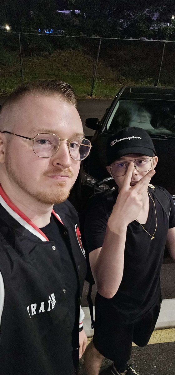 volc_ttv's tweet photo. Biggest shoutout to my boys tho. Love them to death even though NAIC didn’t go our way. Not sure what the future holds but know these guys are the best❤️🔥(Sadly no pictures with Cloud tho🥲) https://t.co/rMznUV5oDo