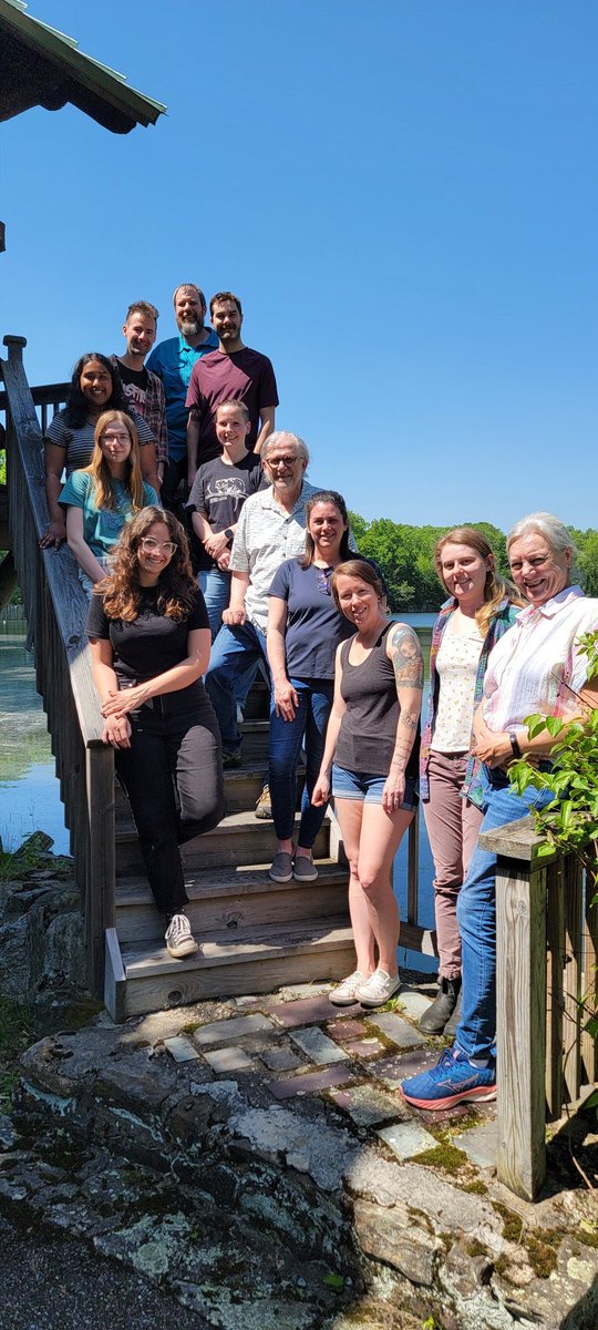 NYCmicrobes's tweet photo. Congratulations and thank you to @LouisCalderCtr algae class for an excellent two weeks of collecting and having fun! This was a particularly engaged group with a lot of great discoveries from different habitats. #algae #freshwater #redalgae #cyanobacteria #bog #lake #stream https://t.co/AirwhVkhCm