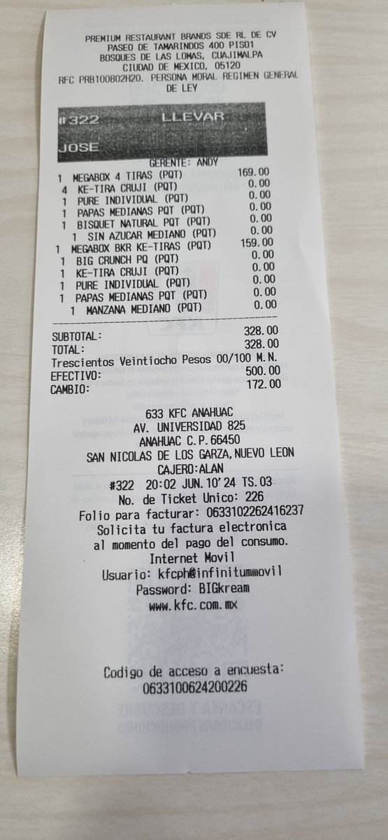 MtyTrapper's tweet photo. @KFC_MEXICO 
En la sucursal 633 KFC ANAHUAC no tienen salsa jalapeño, mermelada de fresa, ensalada de col, vasos para refrescos grandes, ni cambio. https://t.co/dQxkJRLi5w