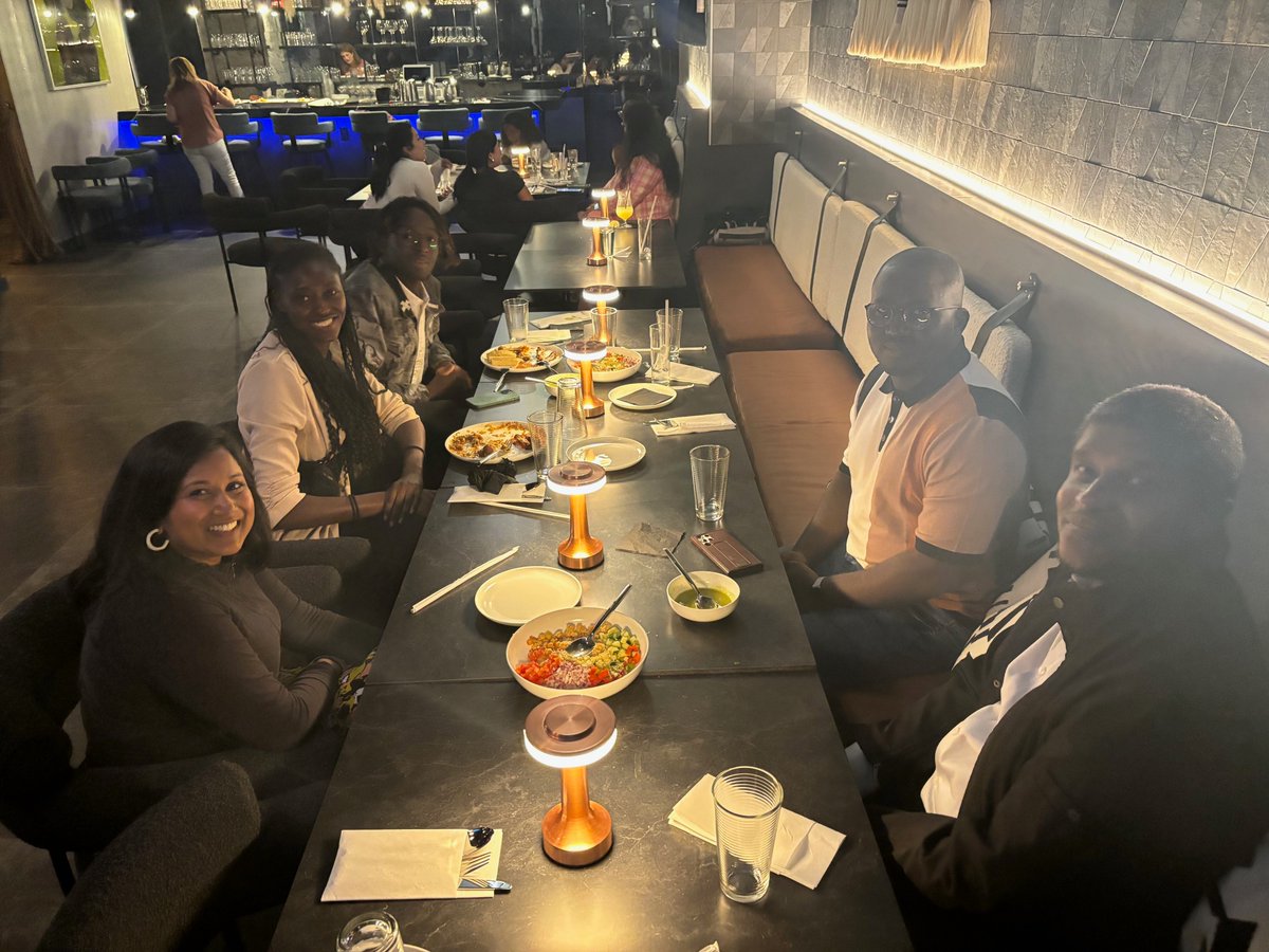 Delicious meal at The Continent DC getting ready for the #ReuniteUS Broken Hope book delivery in Congress tomorrow. Grateful for good friends <a href="/CLASP_DC/">CLASP</a> <a href="/FWDus/">FWD.us</a> <a href="/maattvdmv/">Ma'at TV-DMV</a> <a href="/sumasetty/">Suma</a> @ClauLongo.