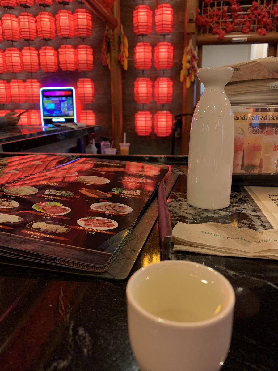 sambinoo's tweet image. Sorry I didn&apos;t take any pics of our soup or table but I&apos;m now too full to move and too happy to care. 

The new AYCE hot pot place on McKnight gets a 8.5/10 from me as far as hot pot places go. (Ty says 7/10 overall dining experience and I&apos;d agree)