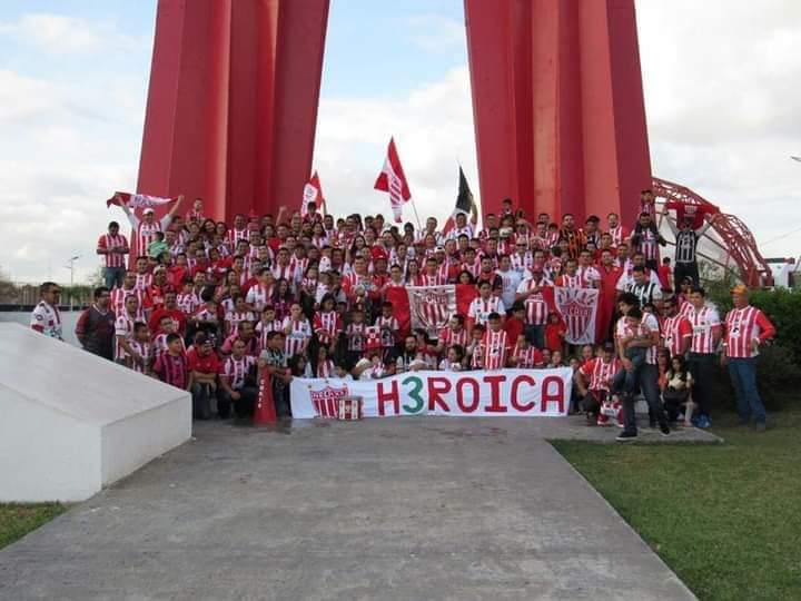 comando_necaxa's tweet photo. 🇦🇹Gracias a toda la Banda que ha formado parte de esta gran familia Rojiblanca, hoy se cumplen ocho años de Awante y Pasión por el Club Necaxa🇦🇹 

#H3roicaRojiblanca #ComandoRojiblanco #NecaxaMatamoros #DeFronteraAFrontera 
#HoQueGustoDeVolverteAVer #ATR23
#8Aniversario https://t.co/rbzR4lswnB