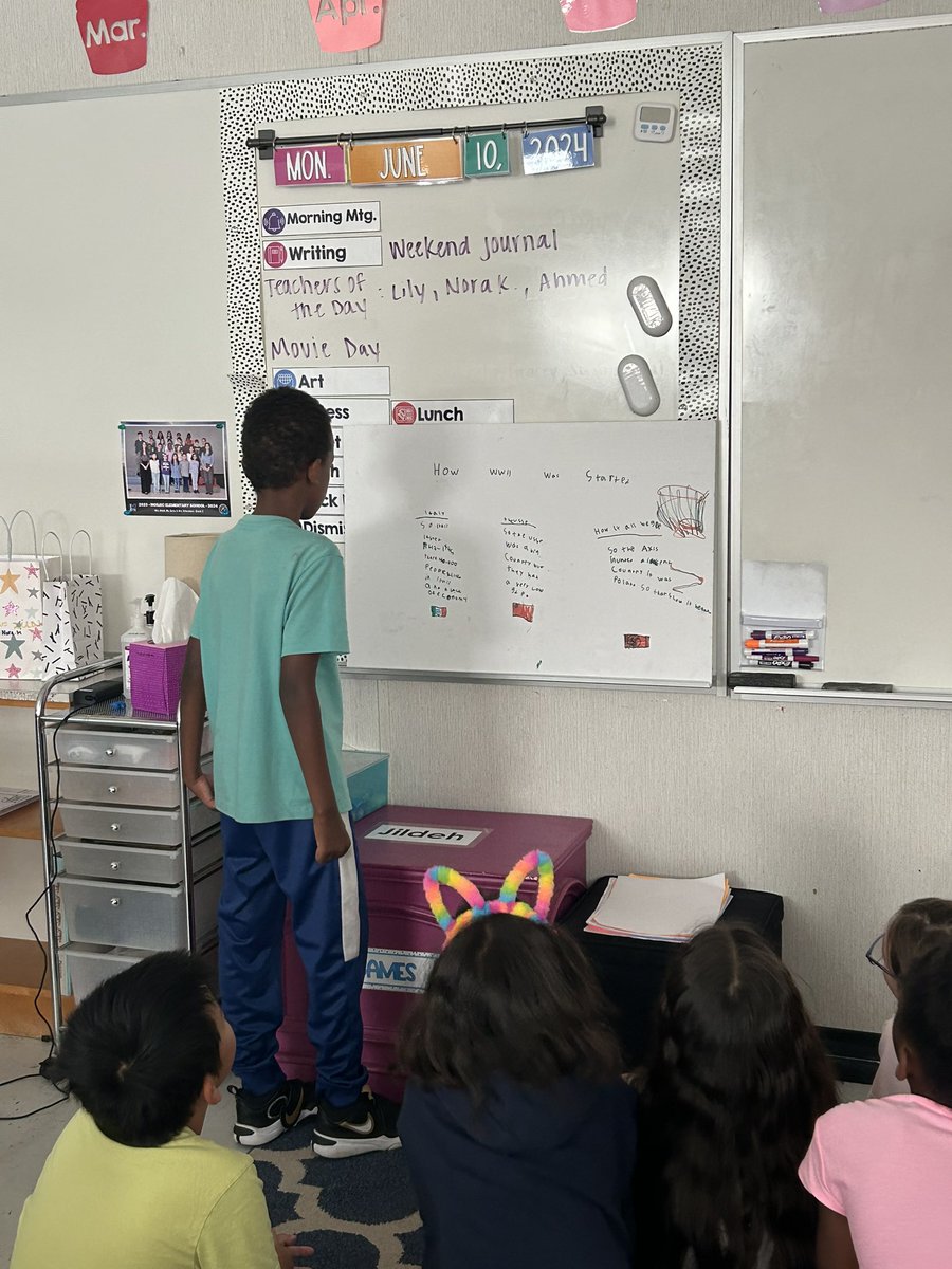 Mrs Jildeh's 3rd Graders (@mes_mrsjildeh) on Twitter photo Last, but not least, we learned some fun facts about butterflies, how to make static electricity and a little about WWll! Our teachers did an amazing job! <a href="/Mosaic_ES/">Mosaic Elementary School</a> Last, but not least, we learned some fun facts about butterflies, how to make static electricity and a little about WWll! Our teachers did an amazing job! <a href="/Mosaic_ES/">Mosaic Elementary School</a>