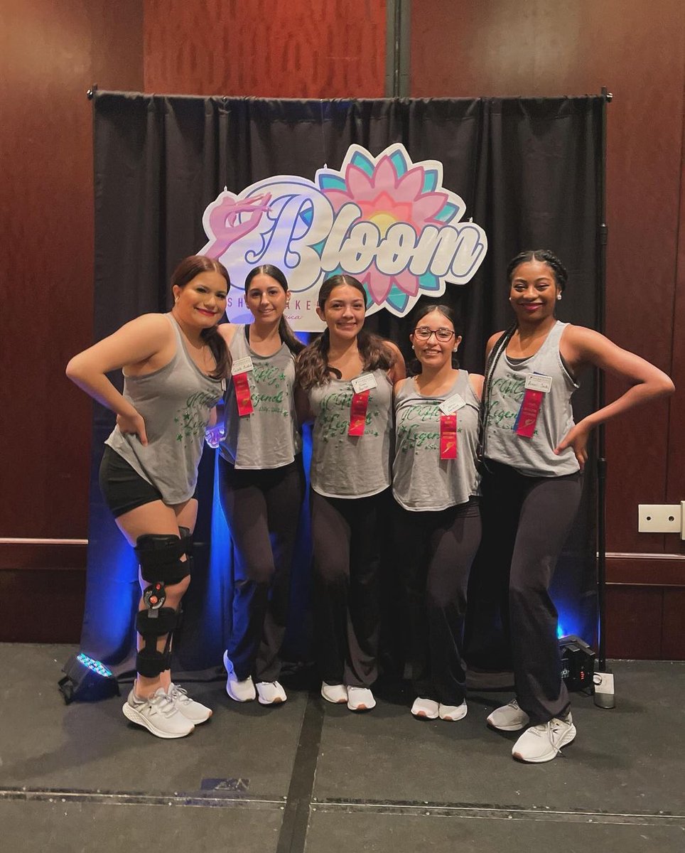 ICHS_LegendsDT's tweet photo. Thank you Showmakers Of America for having us this year! We had so much fun, and hope to see everyone next year! https://t.co/SGBMMLwomD