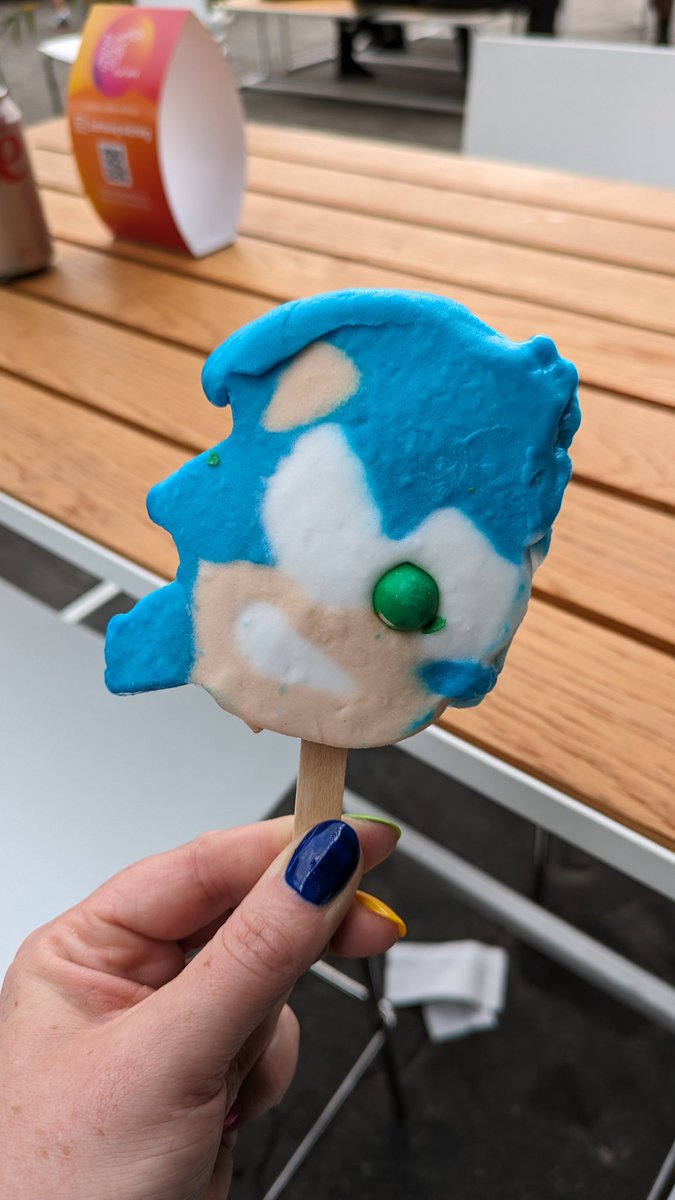 foxx empress tweet media