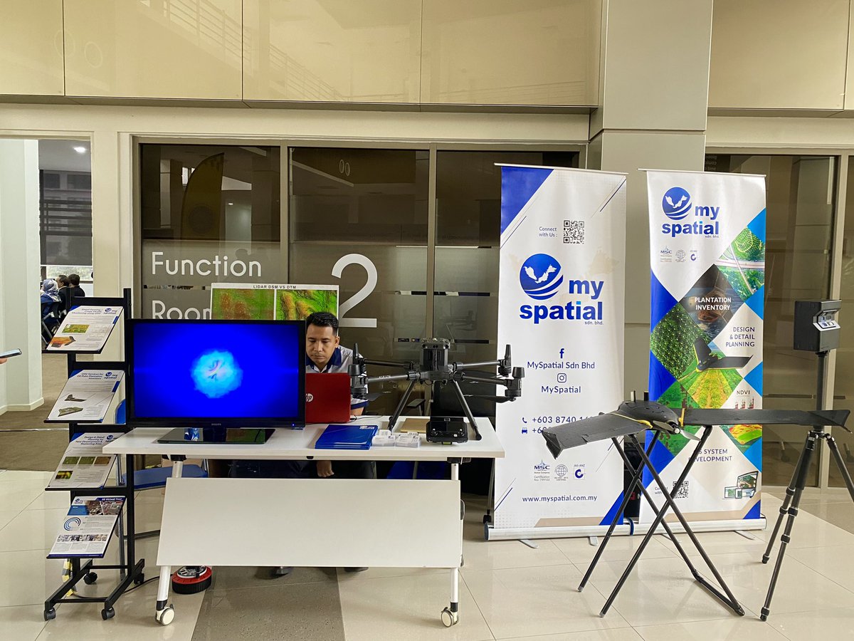 Techomart Malaysia Exhibition that held at MIGHT Partnership hub Cyberjaya.

#DroneTechnology #MIGHT #Geospatial