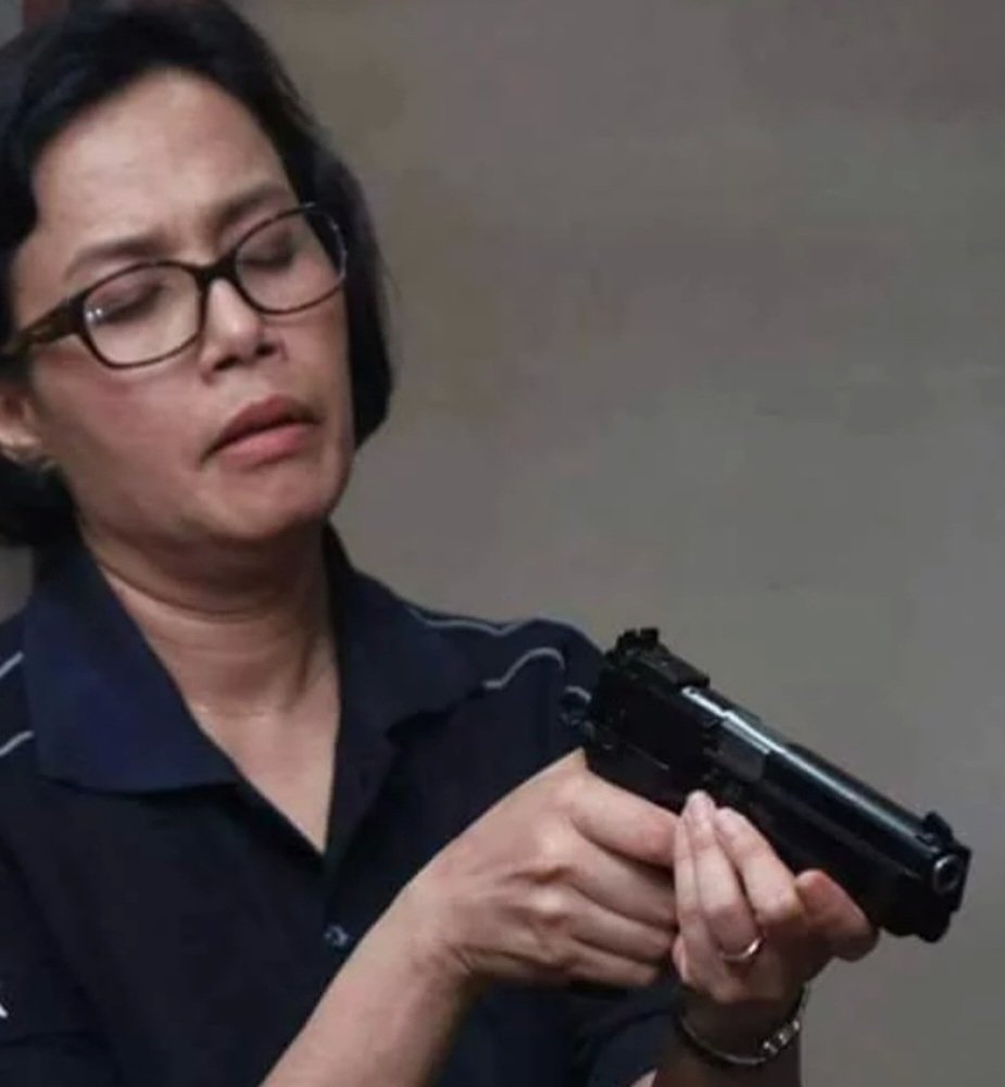 titiknol_jogja's tweet image. 🧏‍♀️: Bangun pager rumah mampu, bangun kantor DPRD mampu, beli hotel mampu...
Urusan sampah kok masih minta2, gini aja kita bantu dalam bentuk bantuan keuangan pilgub gimana King...?
🤴: *#$#^^%..  

Obrolan Bu Sri dan Pak Sri, misaleee...😃