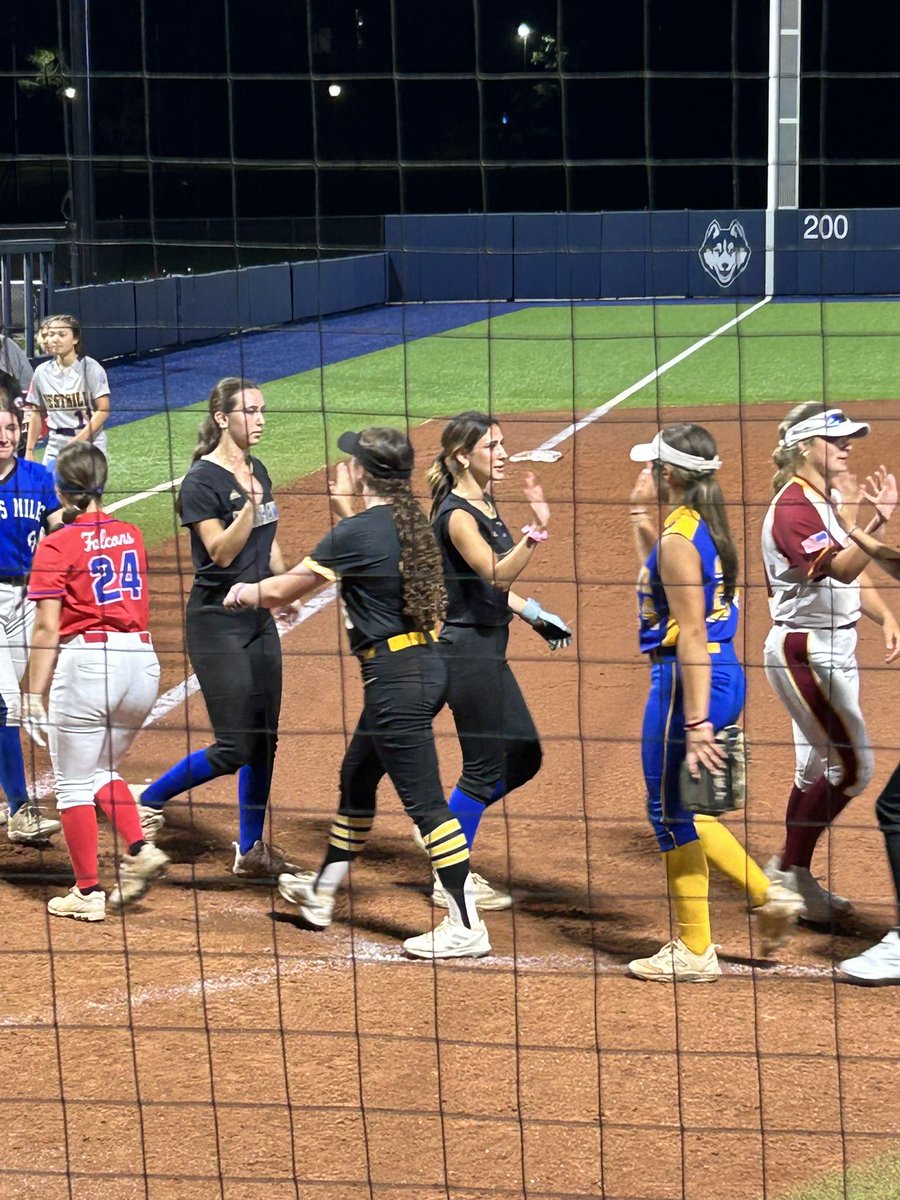 NHS Softball tweet media