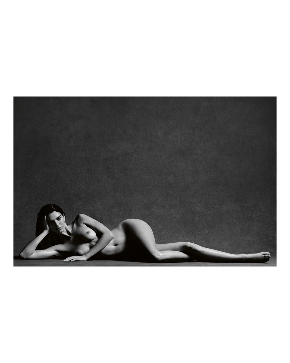 kendallcoins's tweet photo. cover girl $KENNY 💗 https://t.co/2vwpBA0tLS