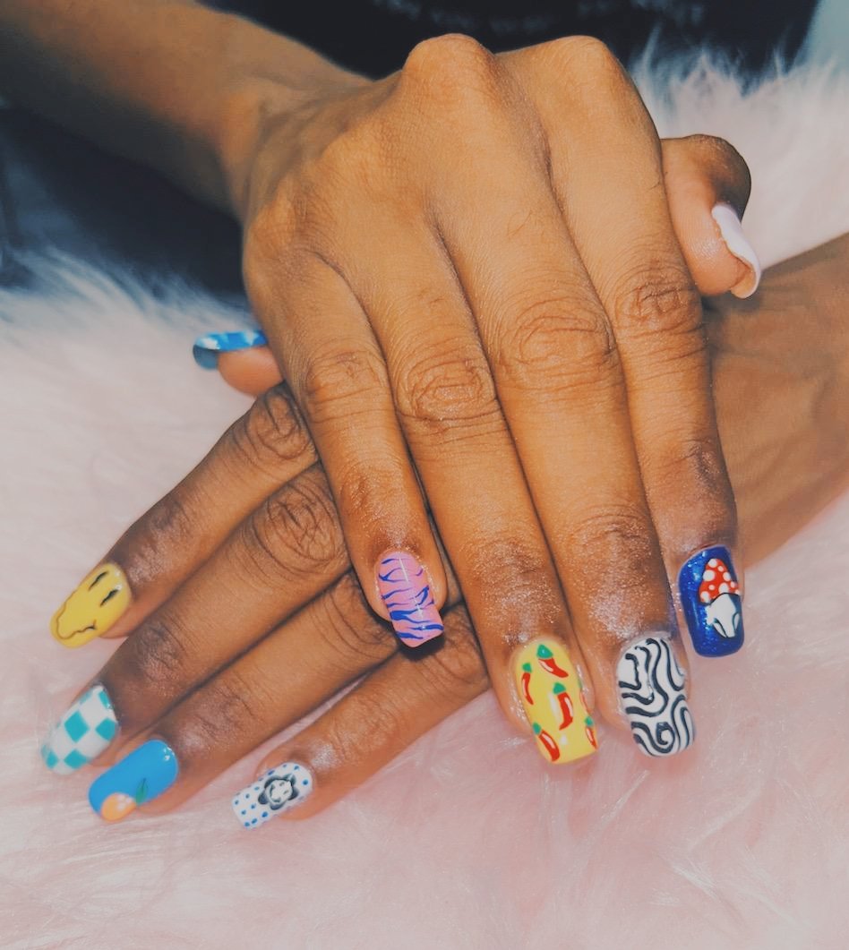 Cook_Badknot_'s tweet image. * #MANiCUREMonday #MCM 

My girl DO NOT PUHLAYYYYY  !!!

What I asked for in the comnt.s .