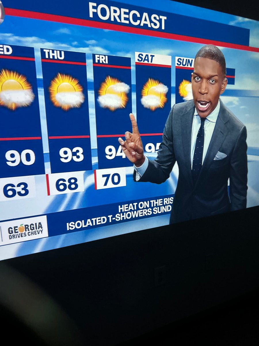 LALALAND25's tweet photo. @FOX5Atlanta tell The weather man #johnathanstacey to close his mouth hunny 😬 https://t.co/OUAKGU5qp5