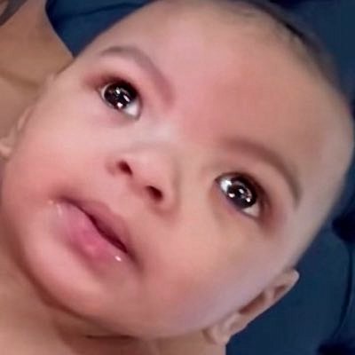 Coreylombardii's tweet photo. Chrisean ain't sh!t 🤦🏽‍♂️ She really didn't have a plan in place in case she got caught‼️That's wild asf 🫠 there shouldn't be no way that she ain't sat no money to the side for him, already had a babysitter to have him on standby and where he would've been staying at and more‼️ Junior is really a fcking orphan at 9 months‼️Just str8 parent less & abandoned because of his mama reckless decisions. He's not even one years old yet and he done already been through h3ll on earth‼️ His daddy ain't want him, his mama ain't want him, his grandfather ain't want him. He's really going through life on a arm & prayer. LITERALLY‼️🫠🤦🏽‍♂️ Dxmn Junior your mama really ain't gaf abt you. #Chrisean #chriseanmalone #chriseanrock #cancelchrisean #chriseanjr #savechriseanjr #childneglect #unfitmother #blueface #karlissa #wack100 #jaidynalexxis