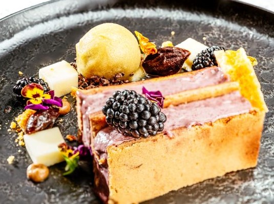 Mid-week treat! 
 
Indulge your sweet tooth with our caramelised pineapple paired with refreshing grapefruit ice-cream and sesame tuile.  
 
Call 02920250377 to book