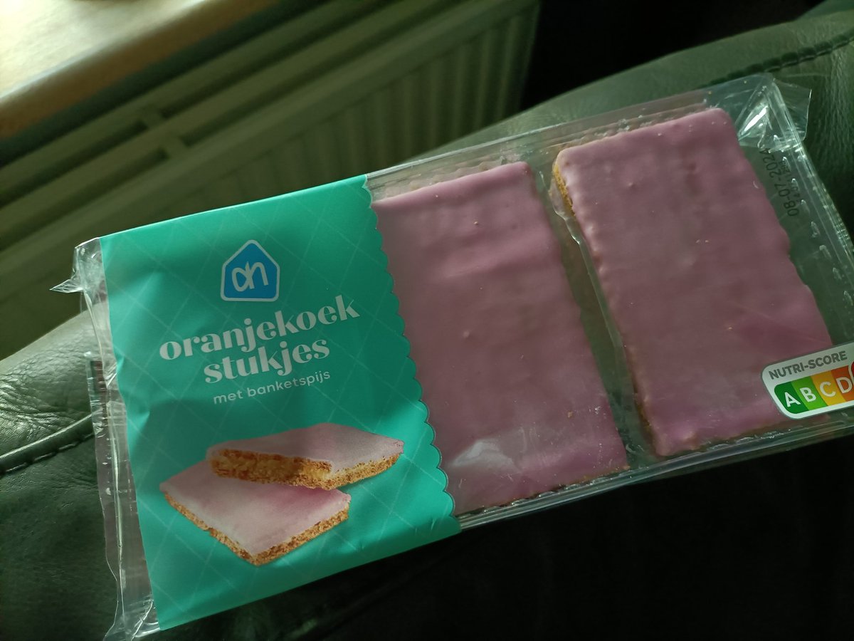 ruud van casteren tweet media