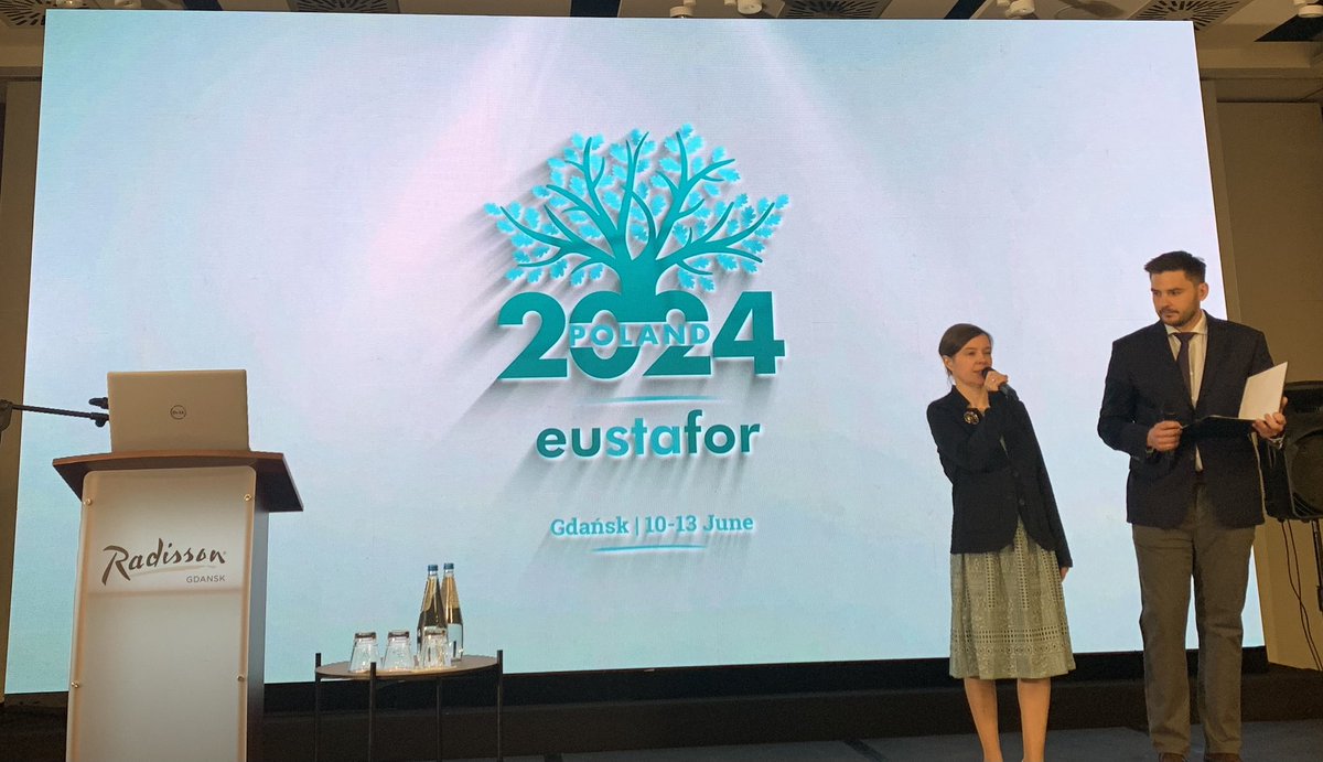 EUSTAFOR's tweet photo. And the 2024 State Forest Conference is officially opened! 2 days of presentations, excursions and networking against the background of Gdańsk and its forests🌳🇵🇱. This morning the kick-off with presentations by @LPanstwowe’s DG @jerzyfijas and @Marco_Onida from the 🇪🇺 Commission https://t.co/sKNbOtM6UV