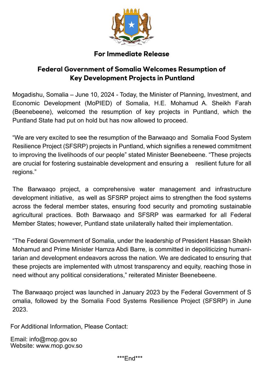 HonBeenebeene's tweet photo. I am pleased to see projects resume in Puntland for the benefit of citizens. We want to reaffirm that the FGS, led by  President @HassanSMohamud and PM @HamzaAbdiBarre, is committed to keeping humanitarian and development projects free from political influence. https://t.co/o3dPatVzW5