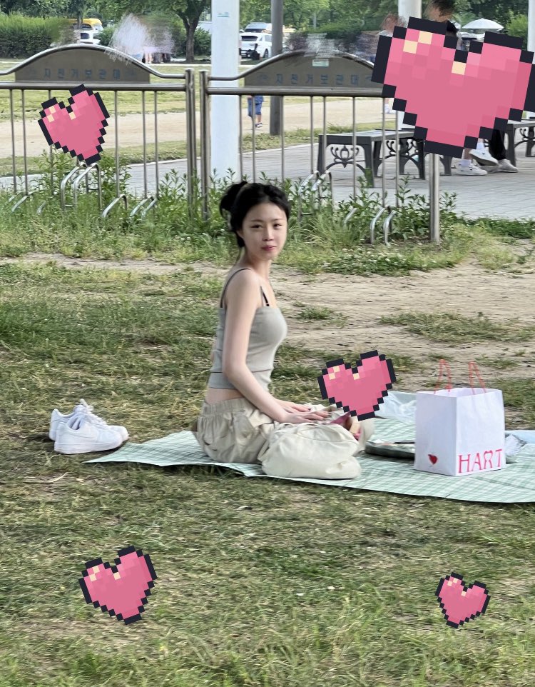 luvusoojin's tweet photo. 2406011 🎀
#수진 #SOOJIN https://t.co/CBBKSe17AS