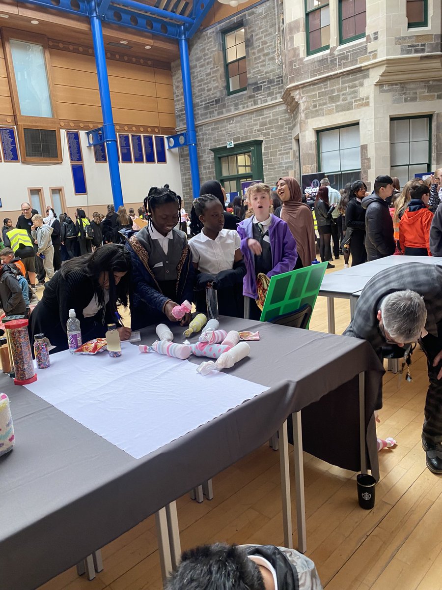 StobswellSTEM's tweet photo. Thanks to @SSERCofficial and @STEMAmbassadors for coming along and supporting our event. https://t.co/e1WqG3WJcI