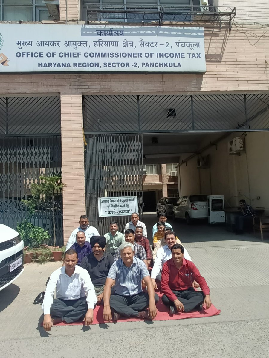 Ashok_kumar15's tweet photo. #295thday #Karam_Tapsya @PMOIndia @narendramodi @nsitharaman @FinMinIndia @DoPTGoI @DrJitendraSingh @BBCHindi @ZeeNews https://t.co/I62H0lYTgp