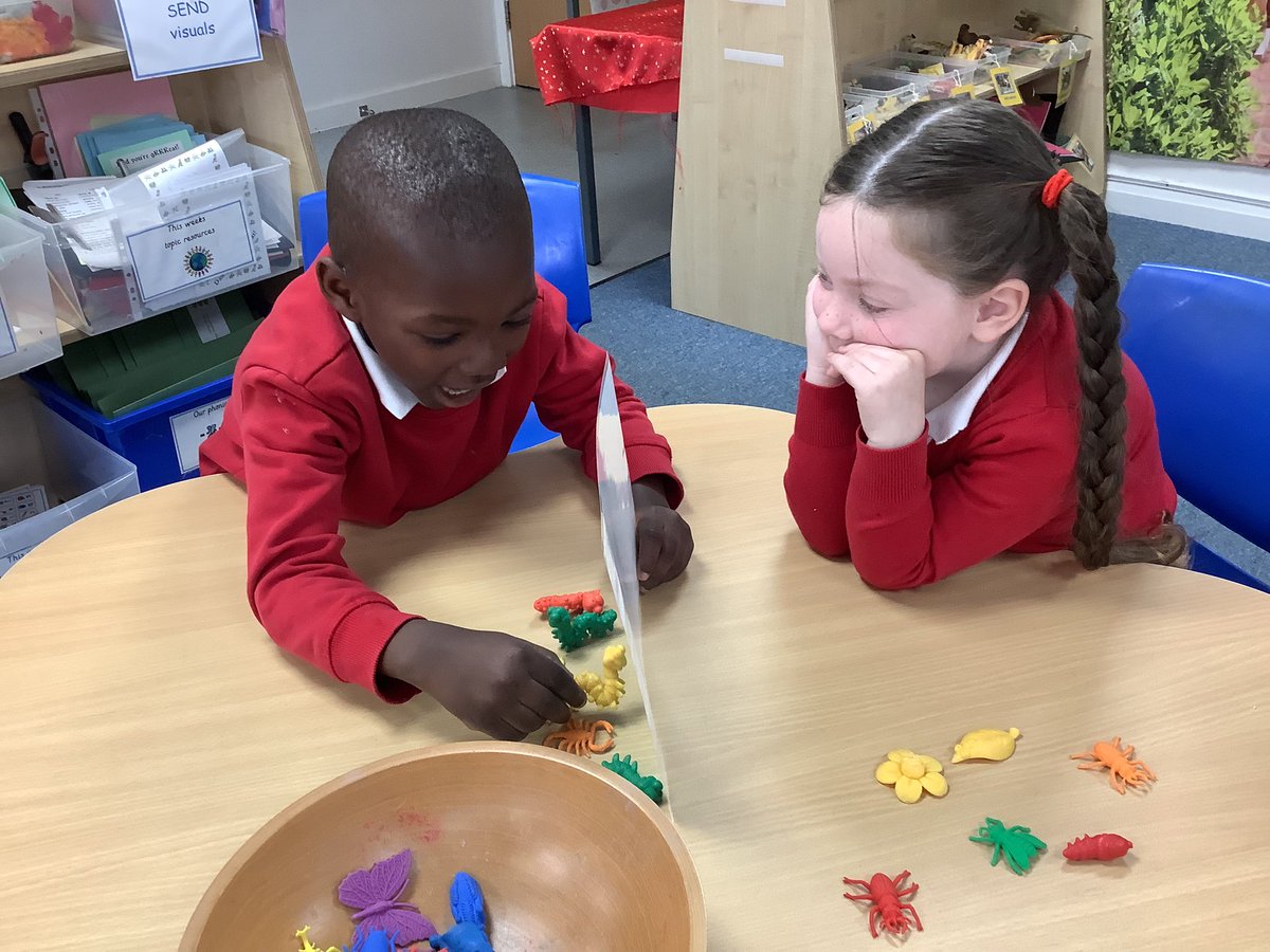 HasReception's tweet image. Doubles, double @HasReception can make double…it’s no trouble for us to make doubles! 🎲 

@WhiteRoseEd 
#MagicMaths
#EYFS