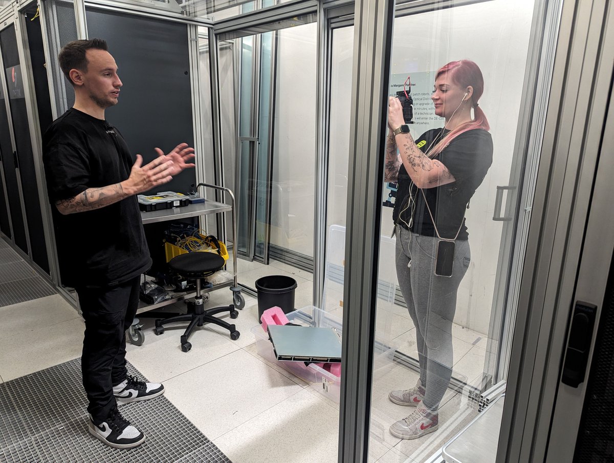 📌 Exciting news! <a href="/der8auer/">Roman Hartung</a> recently visited <a href="/DECIX/">DE-CIX</a> to discuss Internet infrastructure and the role of Internet Exchanges like <a href="/DECIX/">DE-CIX</a>. Highlighting the important work of the Internet infrastructure industry is a top priority for me. Can't wait for the video on the <a href="/DECIX/">DE-CIX</a> story!