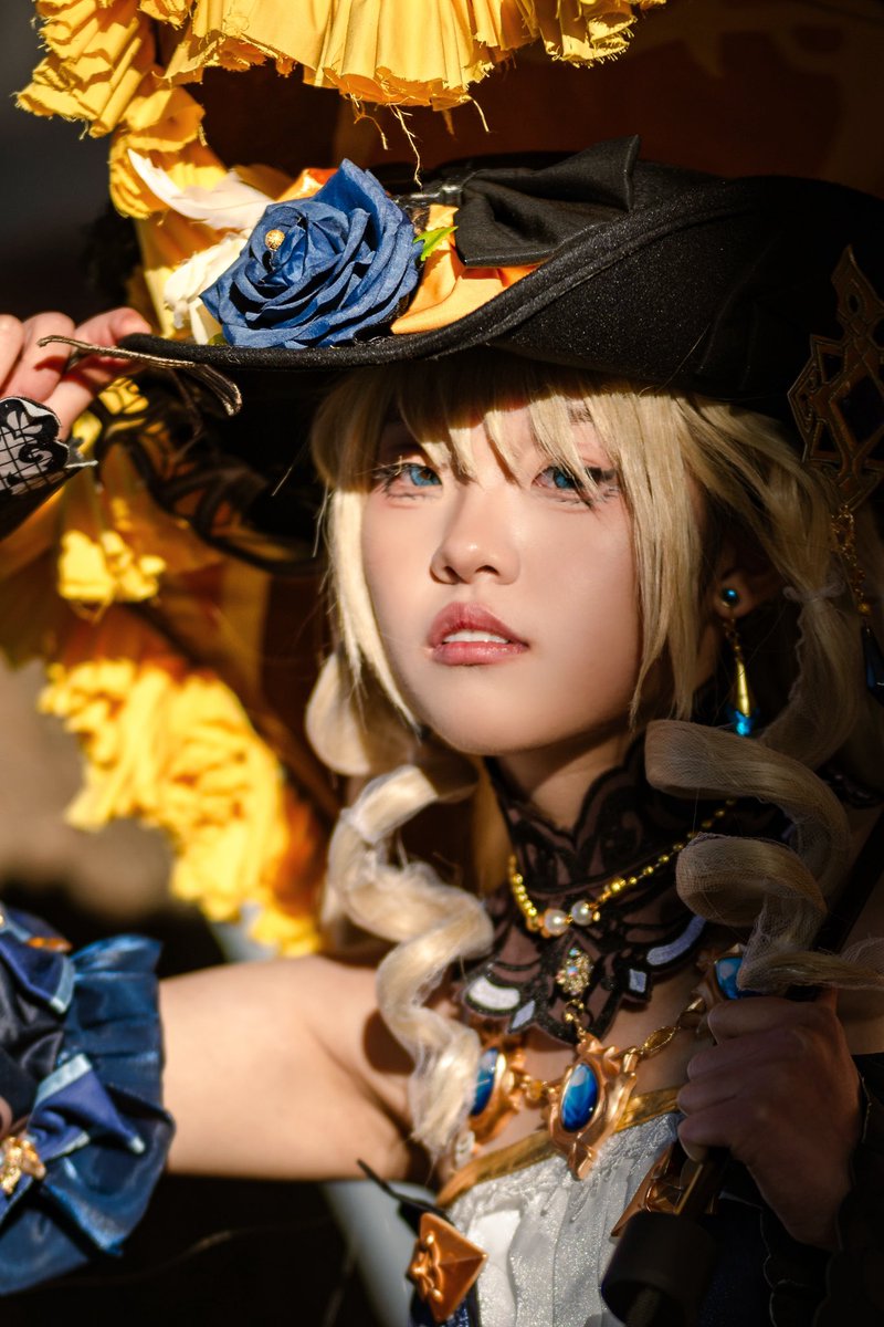 Navia Cos :) #Navia #genshinimpact #cosplay #cosplayer