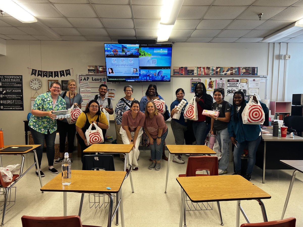 Multisensory Instruction - Exchange Day Summer PD!!  Presenting with this lady has become one of my favorite things to do as an educator!!! #SPEDSWAG <a href="/GISD_PD/">GISD Professional Learning</a> <a href="/GISDSpecialEd/">GISD Special Education</a>