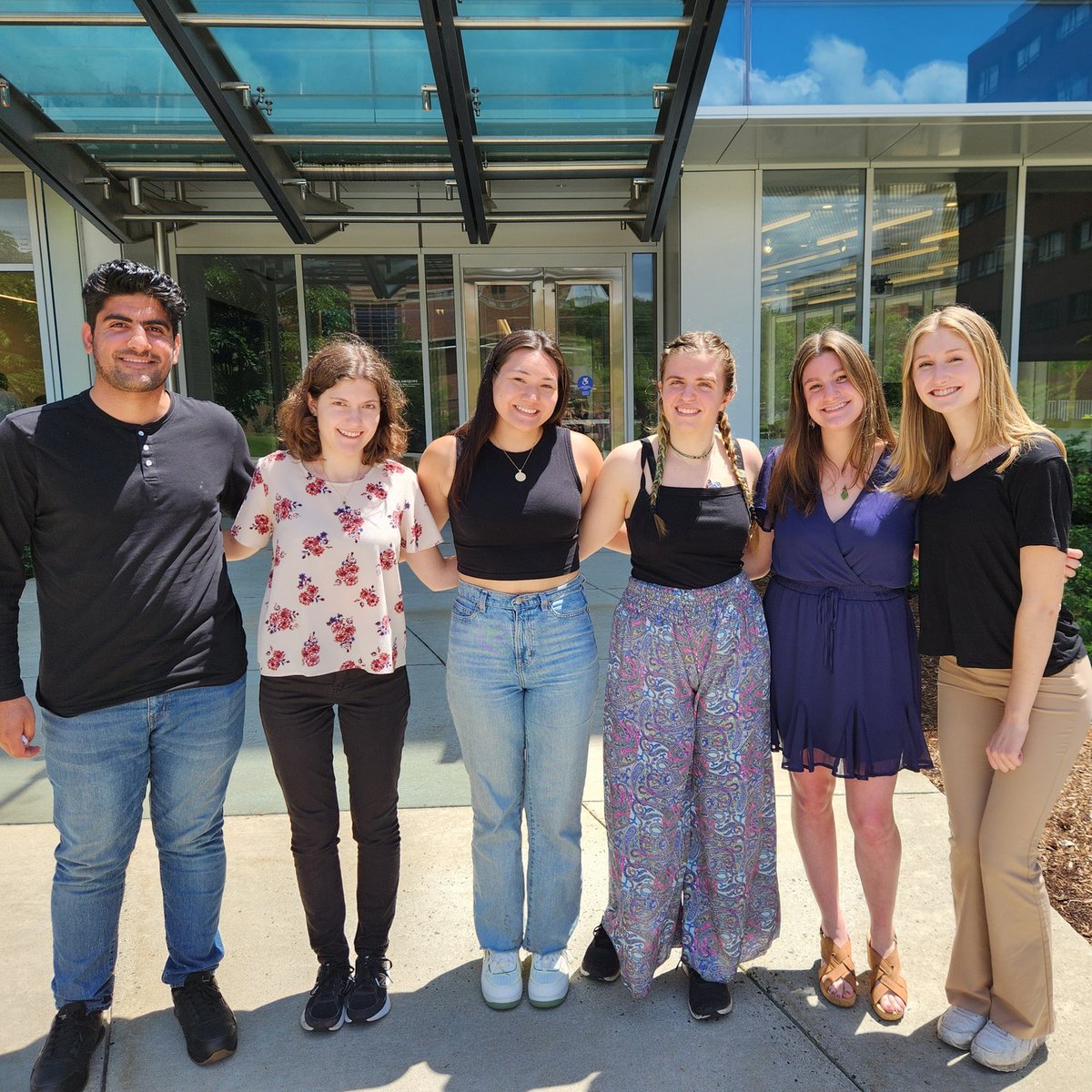 GeroscienceResearch (@eagrgeroscience) on Twitter photo Welcome to the 2024 EAGR Scholars: Milad Zameeri, Emily Szydlo, Lizzy Parkerson, RoseMina Notch, Bailey Millis, and Kelsey Gorgei! Learn more about the Scholars and UConn's undergraduate Education in Aging and Geroscience Research (EAGR) program here: …-aging-geroscience.research.uconn.edu/2024-eagr-scho… Welcome to the 2024 EAGR Scholars: Milad Zameeri, Emily Szydlo, Lizzy Parkerson, RoseMina Notch, Bailey Millis, and Kelsey Gorgei! Learn more about the Scholars and UConn's undergraduate Education in Aging and Geroscience Research (EAGR) program here: …-aging-geroscience.research.uconn.edu/2024-eagr-scho…