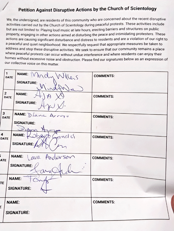 Angry_Gay_Pope's tweet photo. #scientologists are horrible neighbors: Check out the petition circulating at Big Blue in LA to get the cult to turn off its "anti-protester" speakers! https://t.co/V52hPdwHZY