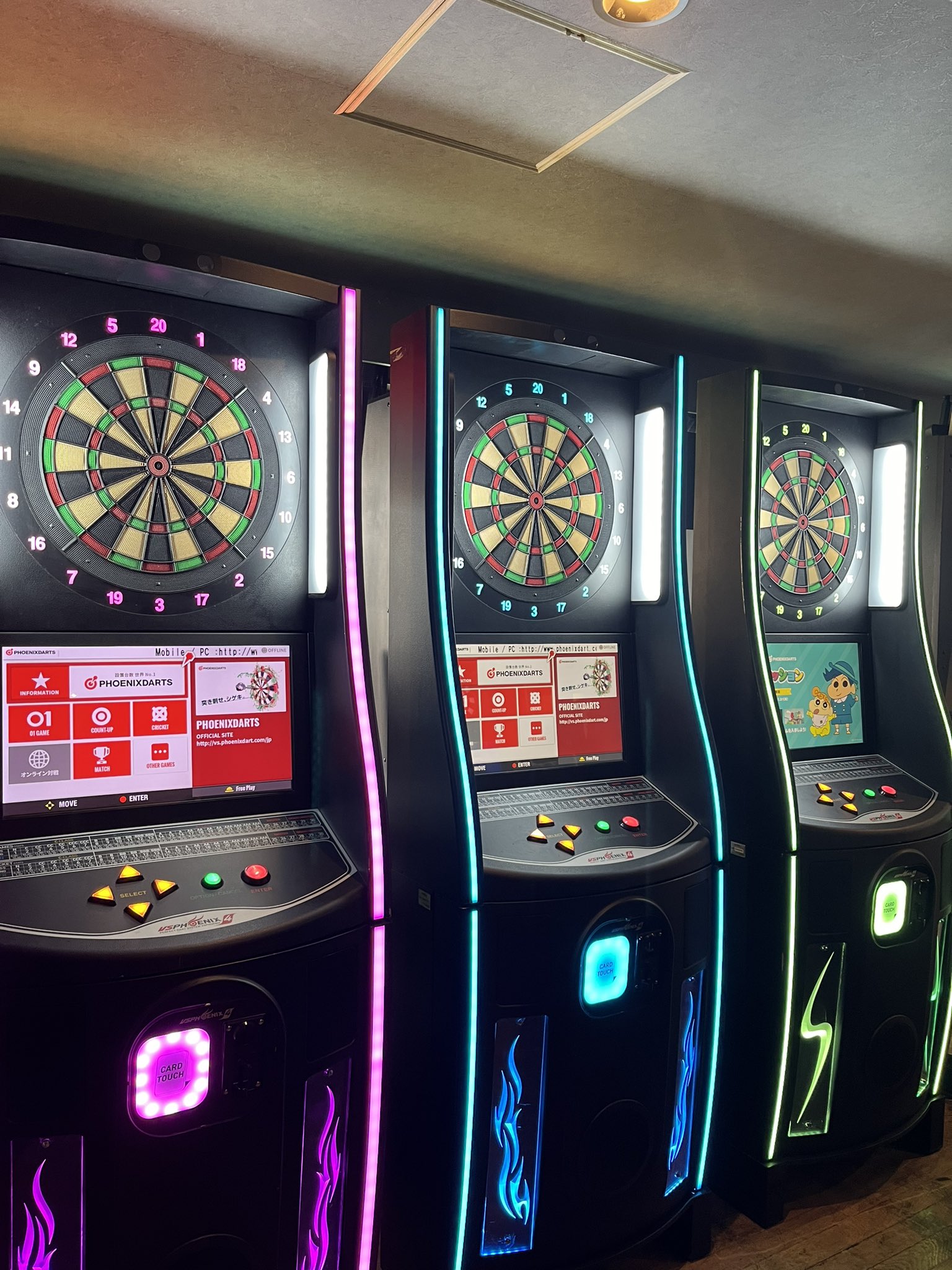 限定お買い得商品 Darts machine ダーツマシン VS フェニックス 上部モニターラック ダーツ
