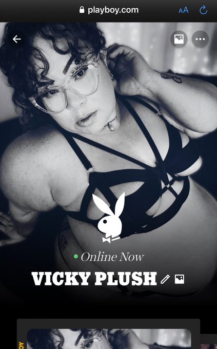 I dont know if you knew this but here! Follow me! 💋 https://t.co/JLg5NmVgjv https://t.co/hys0Ws8r8d<a href="/tag/mvsales"class="tags"><span>#mvsales</span></a>