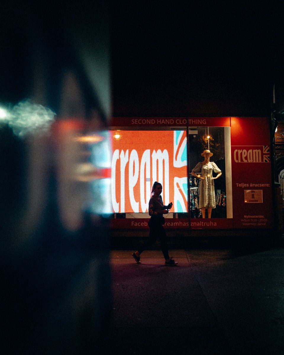 new night gallery #streetphotography