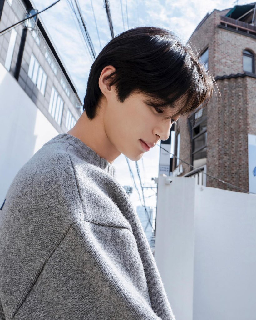 변우석 Woo Seok Byeon tweet media