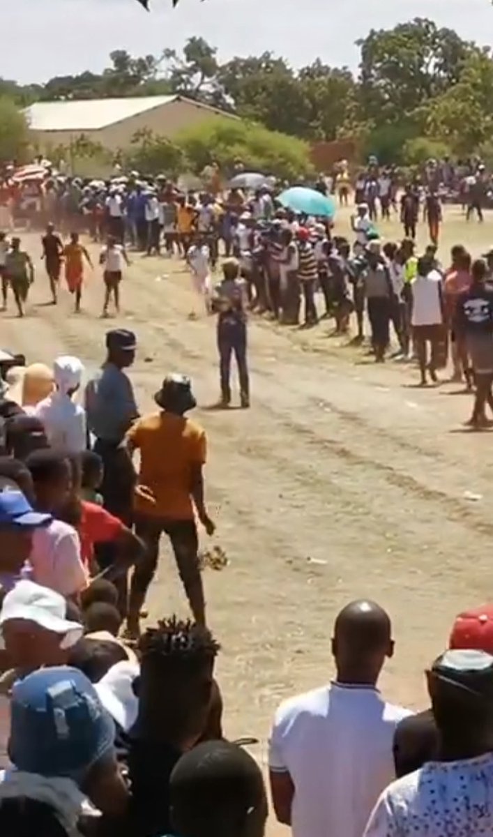 I'm sure this man won't dare doing this again 😢
Video below 👇