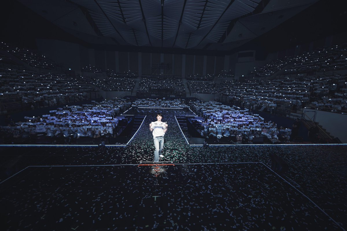 #도경수 #DOHKYUNGSOO
#FANCONCERT_BLOOM