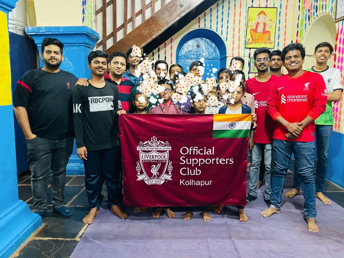 LFCKolhapur's tweet photo. Today we celebrate our #10thAnniversary as Supporters club. 

To celebrate, few of our members visited orphanage at #Panhala,Kolhapur. 

We arranged cake for the children and had small cake cutting ceremony with them.

(1/2)

 #LFC #OLSCFamily #LFCINDIA #PL #OLSC https://t.co/cpu5rJc1sk